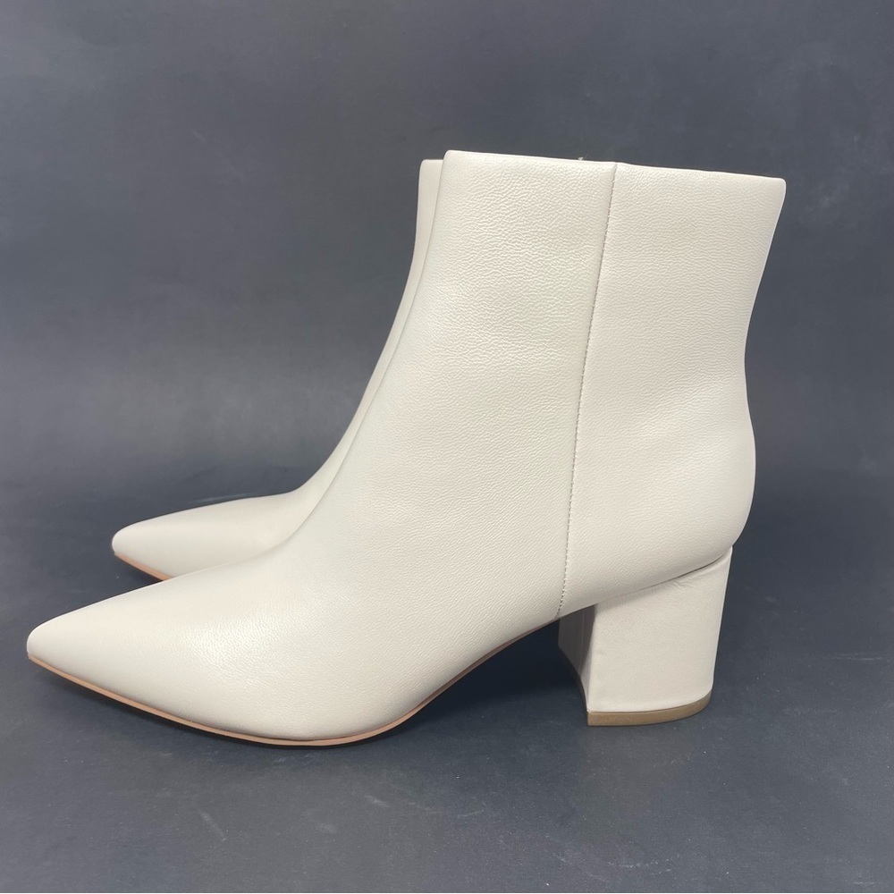 NIB Marc Fisher Jarli High Heel Pointed Toe Leather Booties in Ivory - Picture 9 of 12